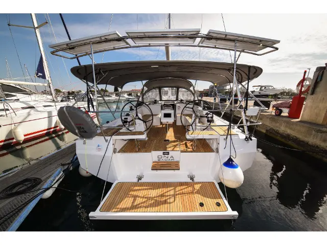 Bavaria C42