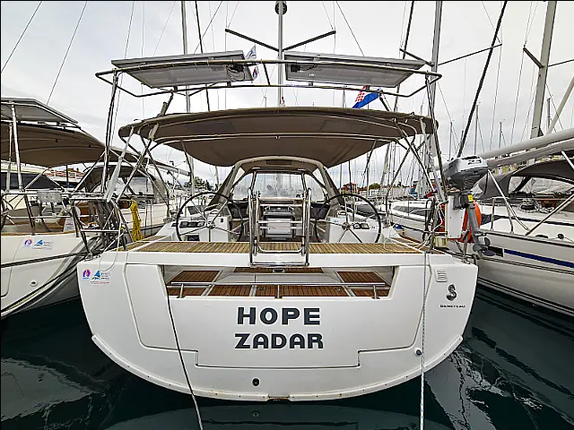 Oceanis 41